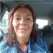 Diplomata offre lezioni di italiano per bambini e stranieri